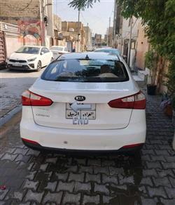 كيا سيراتو